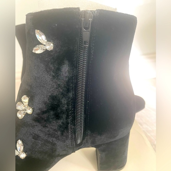 Anne Klein Black Velvet Boots - Picture 10 of 10